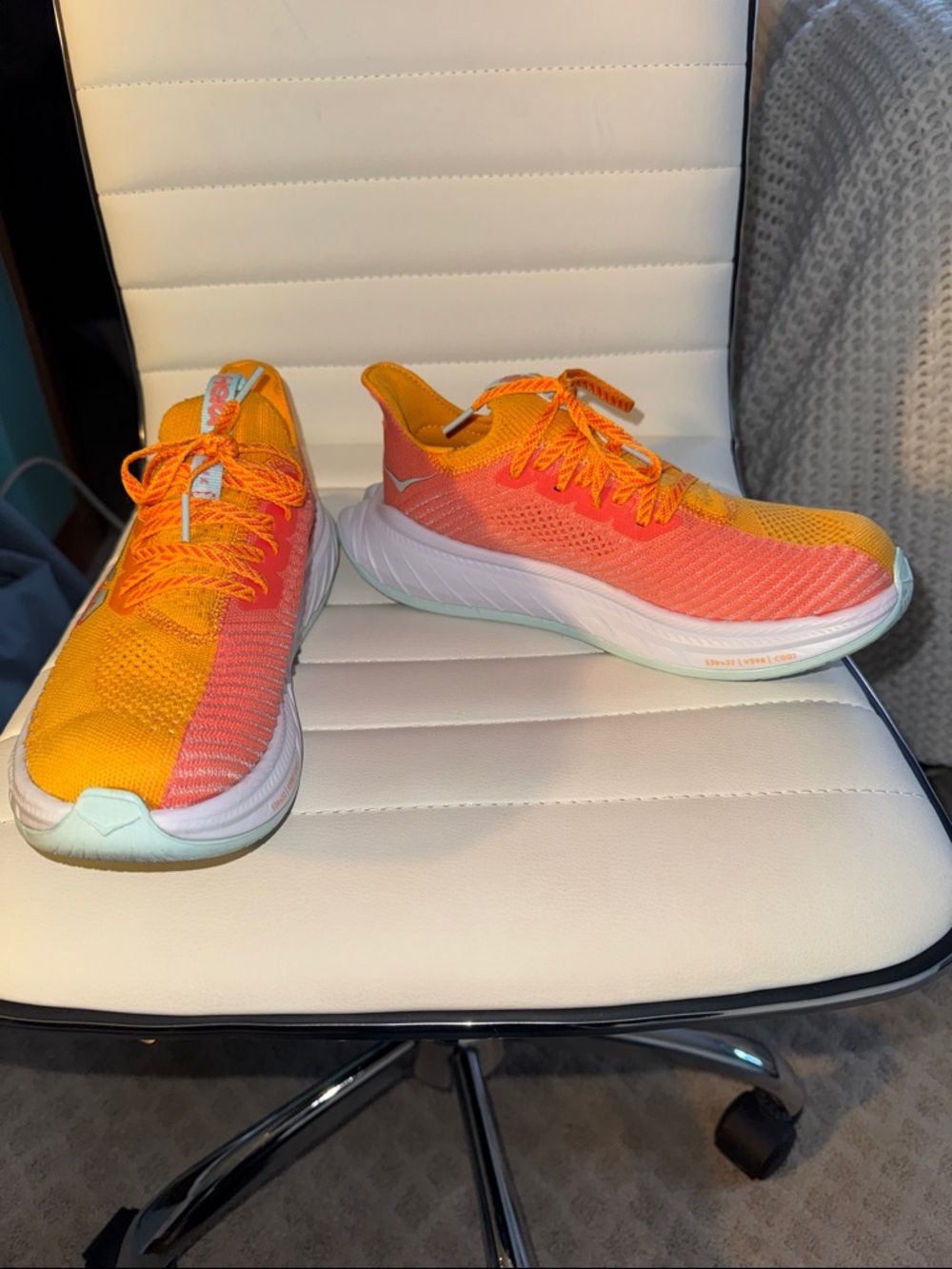 Hoka One One Carbon X3 HOKA running sneakers